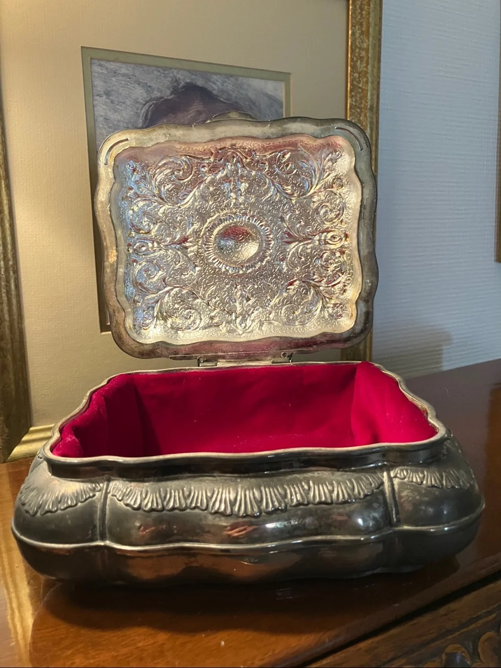 ornate silver jewelry box